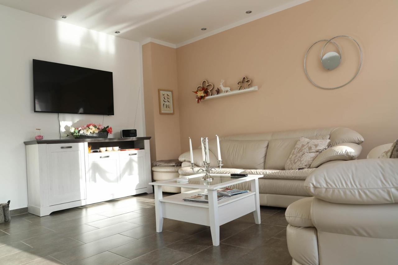 Holidayhaus-Luetsche / Wohnung Schmuecke Frankenhain Ngoại thất bức ảnh